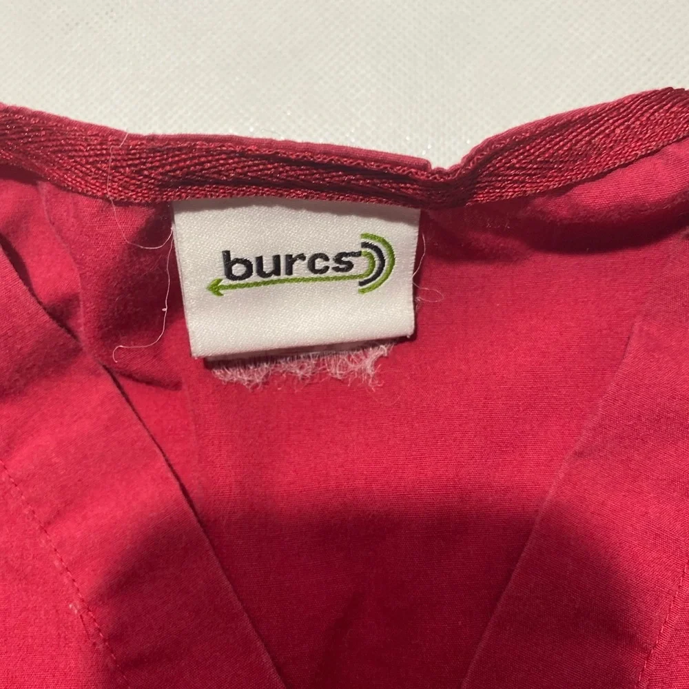 GOOD Size M Unisex Burcs Doctor / Nurse Scrub Short Sleeve Shirt Top OU Sooners